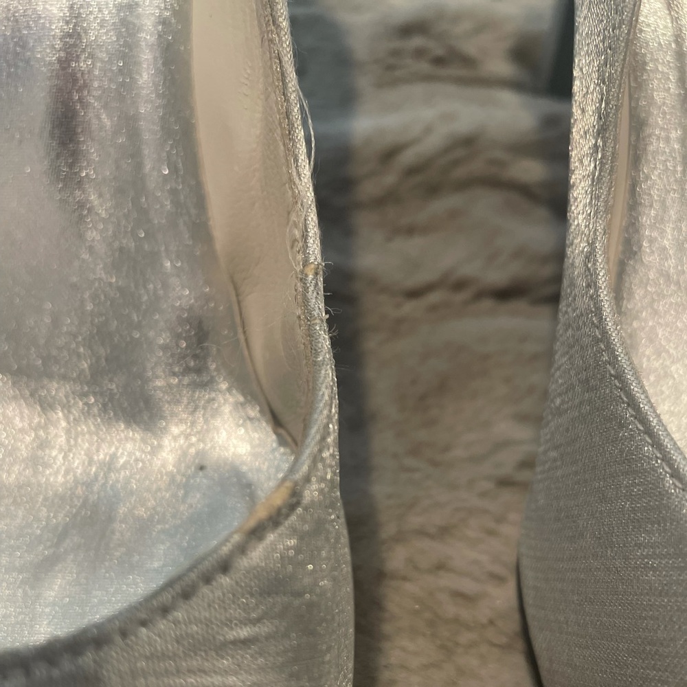 Stuart Weitzman Silver Glitter Point Toe Heels 9 - image 5